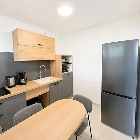 Apartment Sk Apartments-modern In